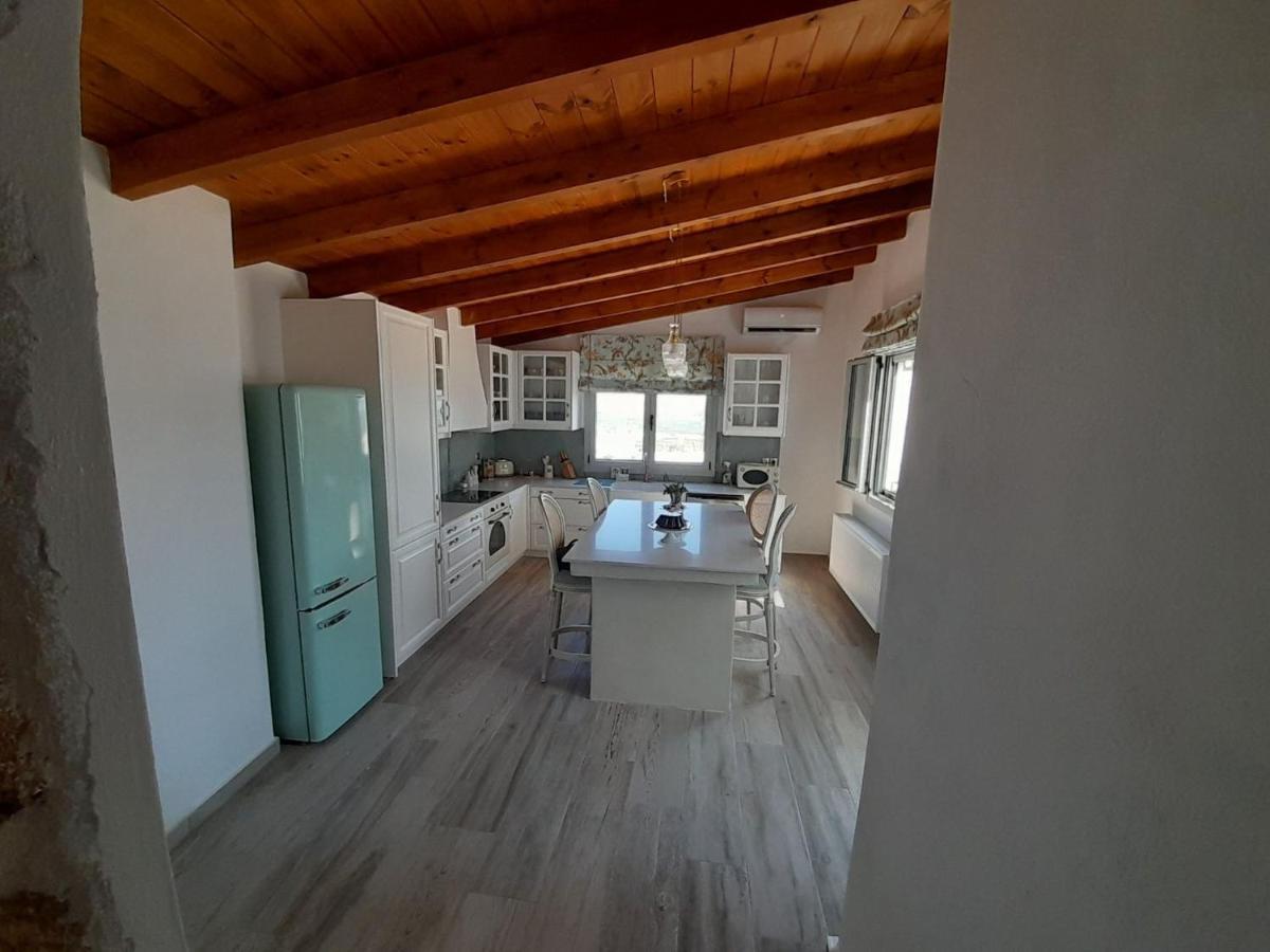 Villa Simantiri Pombia Eksteriør billede