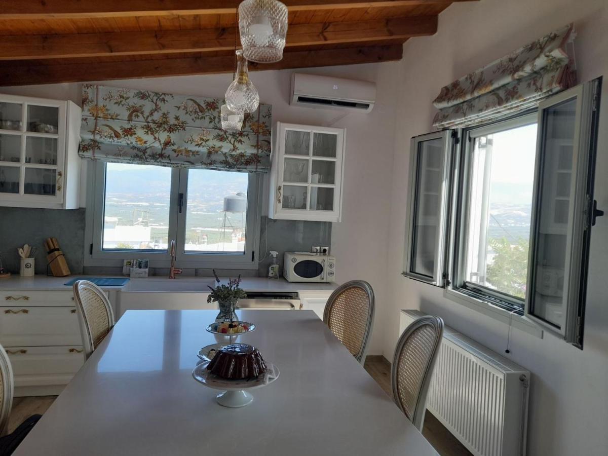 Villa Simantiri Pombia Eksteriør billede